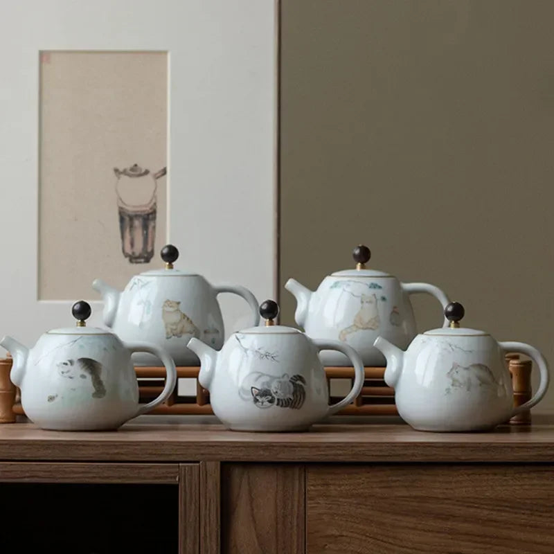 280ml Traditional Ru Kiln Ceramic Teapots Handmade Cute Cat Pattern Kettle Travel Portable Filter Tea Pot Home Tea Set Drinkware