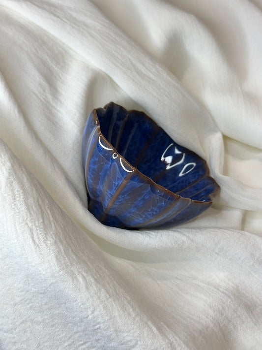 Teacup (ice blue lotus flower tea cup)