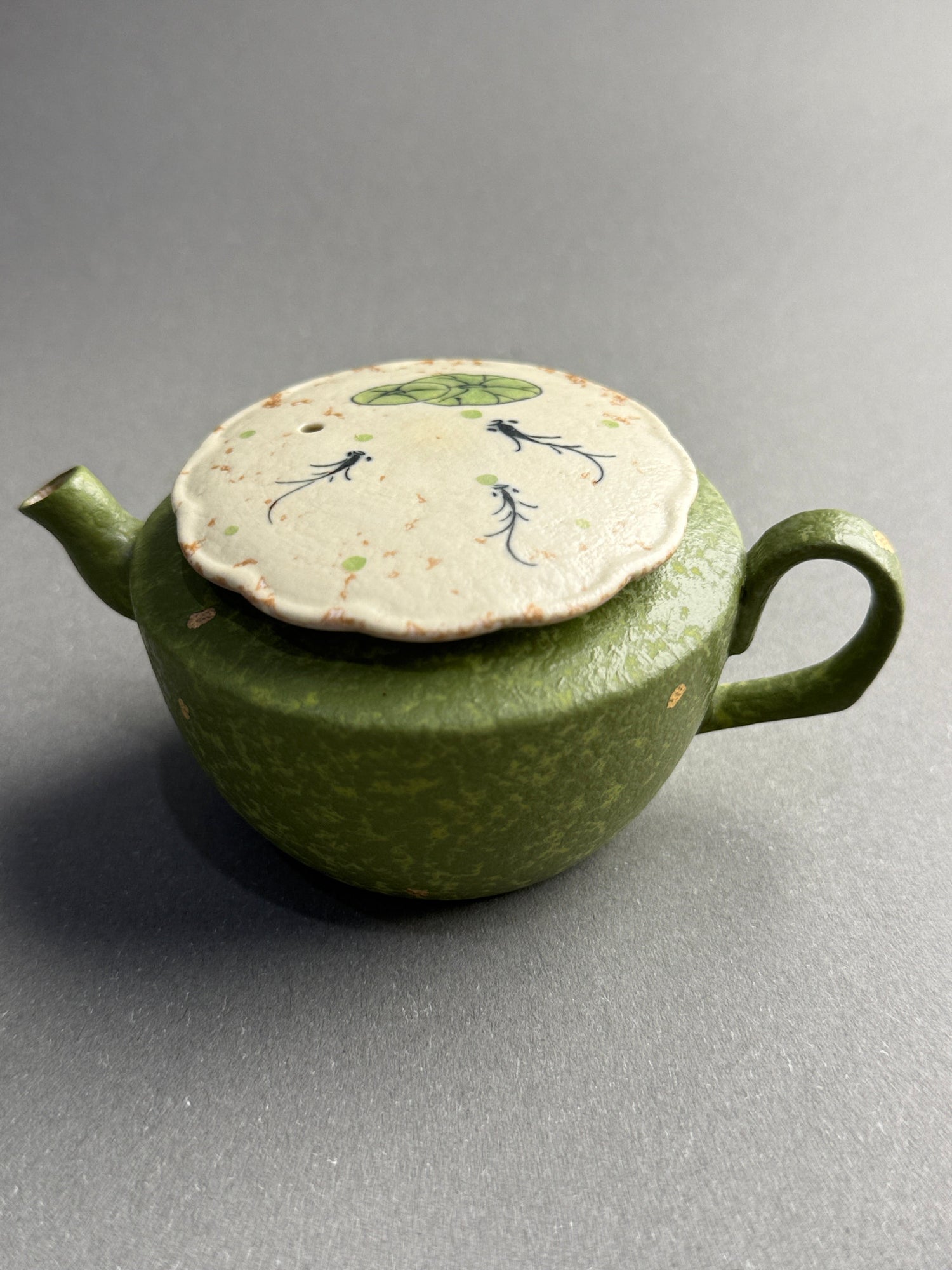 Lotus Pond Green Tea Teapot - Moonlight Friday