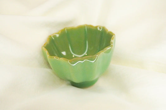 Teacup (flower cup)