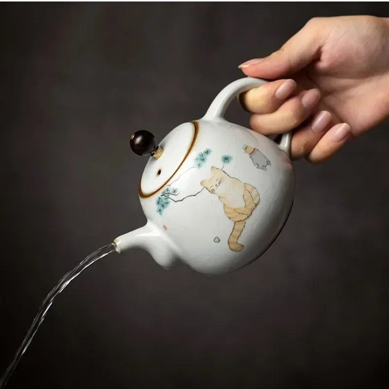 280ml Traditional Ru Kiln Ceramic Teapots Handmade Cute Cat Pattern Kettle Travel Portable Filter Tea Pot Home Tea Set Drinkware