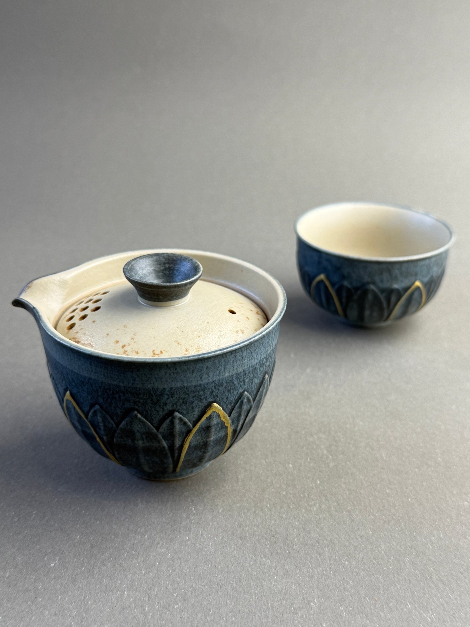 Blue - Grey Relief Lotus Petal Portable Tea Set - Moonlight Friday