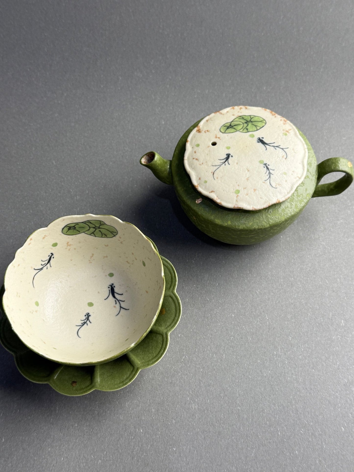 Lotus Pond Green Tea Teapot - Moonlight Friday