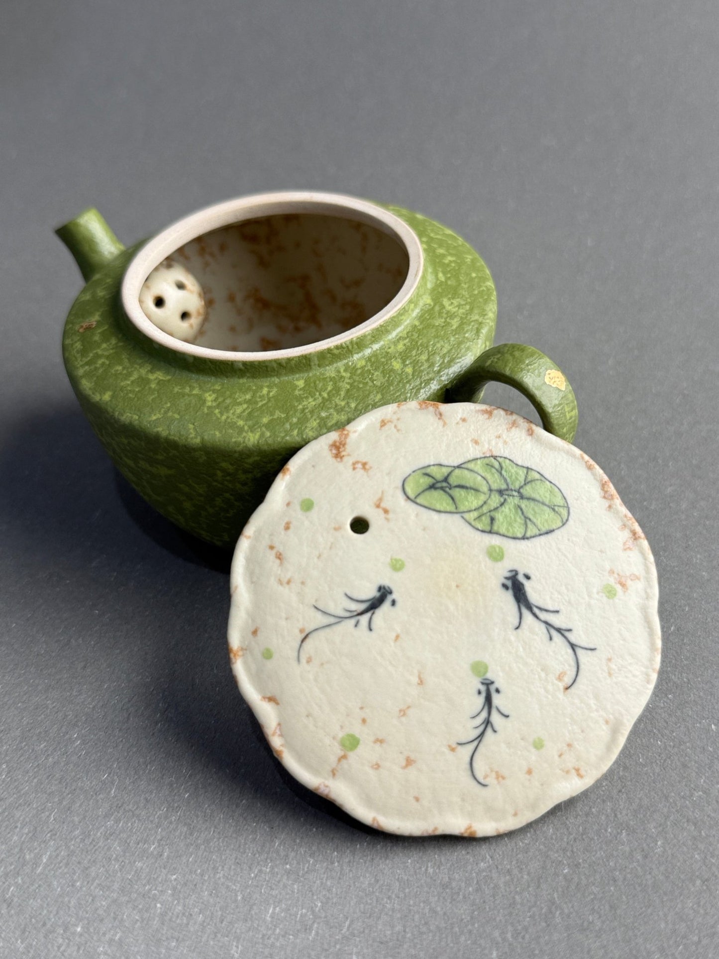 Lotus Pond Green Tea Teapot - Moonlight Friday
