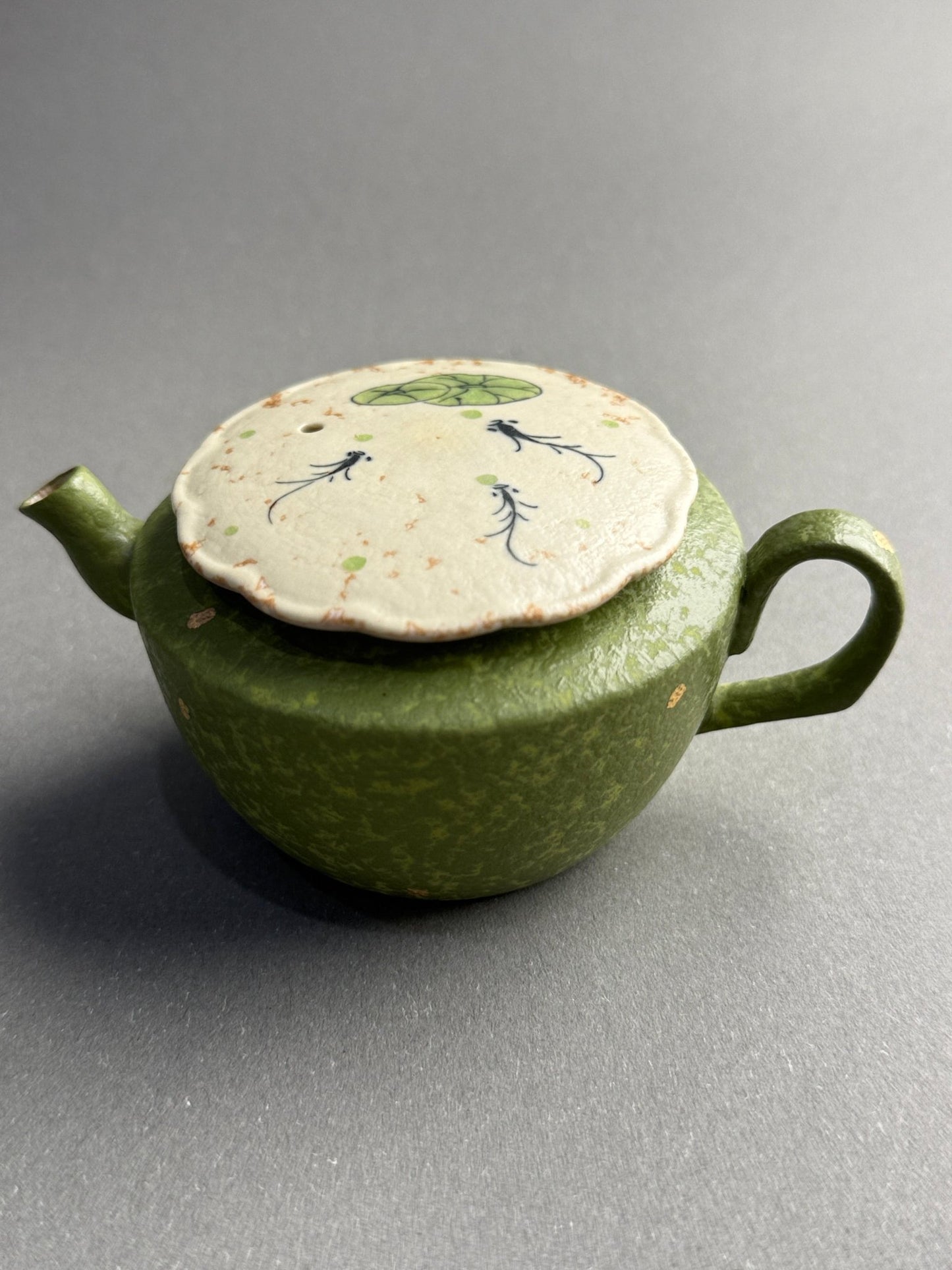 Lotus Pond Green Tea Teapot - Moonlight Friday