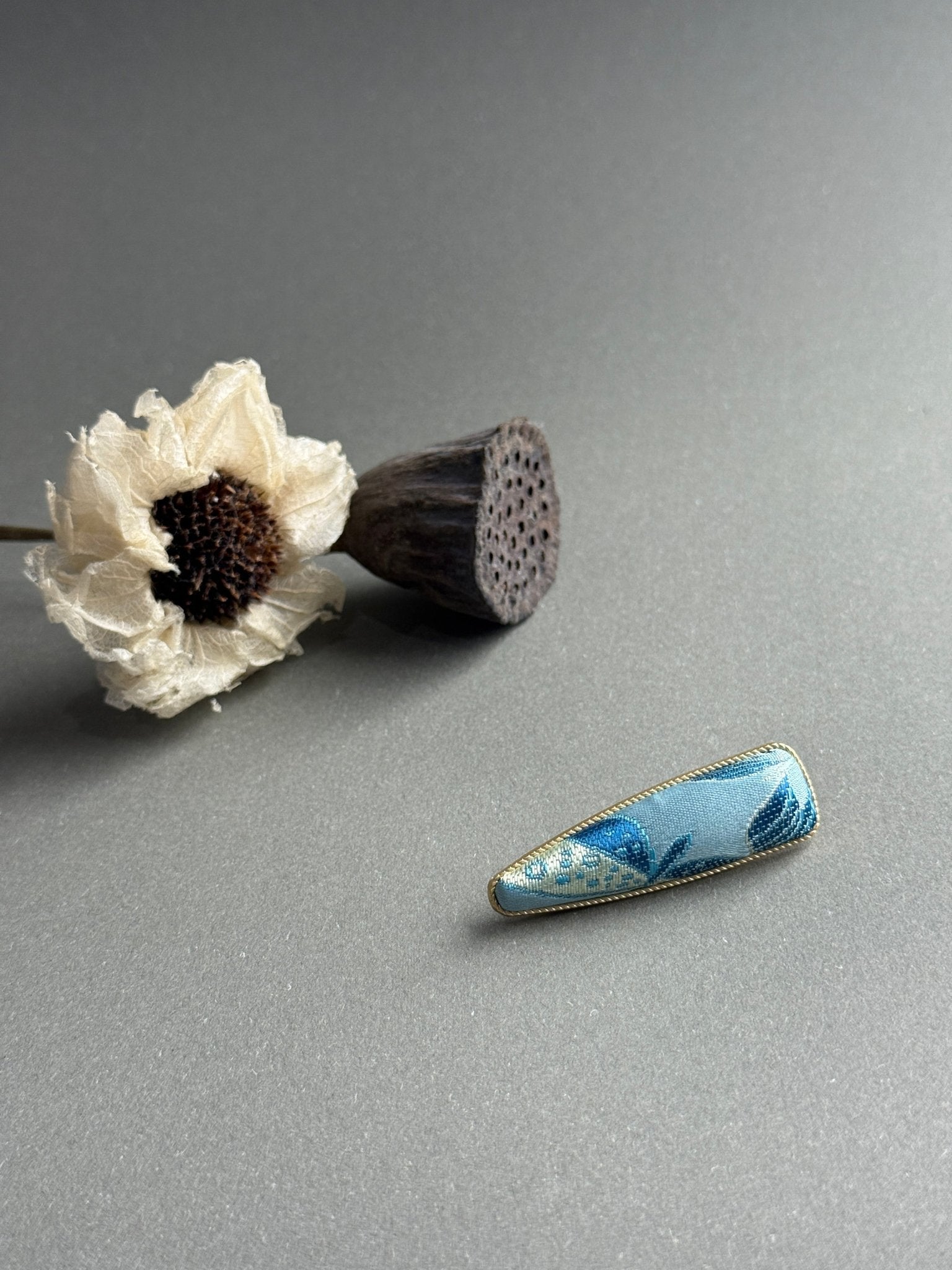 Song Jin Hair Clip Long Triangle Shape Blue Leaves Pattern - Moonlight Friday